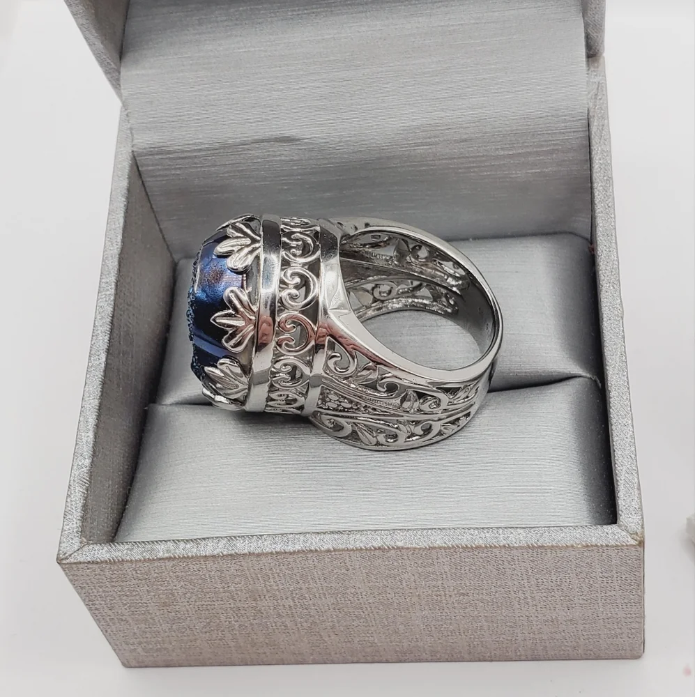 Pear Shaped Blue Druzy Scroll Design Statement Ring